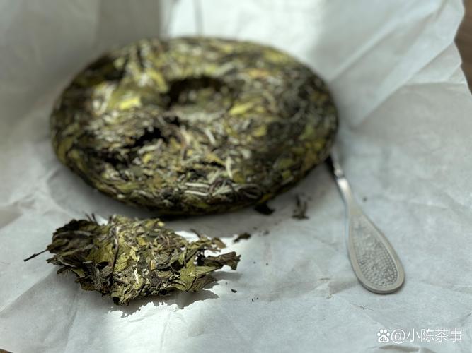 泡茶期间,各方面的茶味物质浸出与泡茶水温高低呈正比
